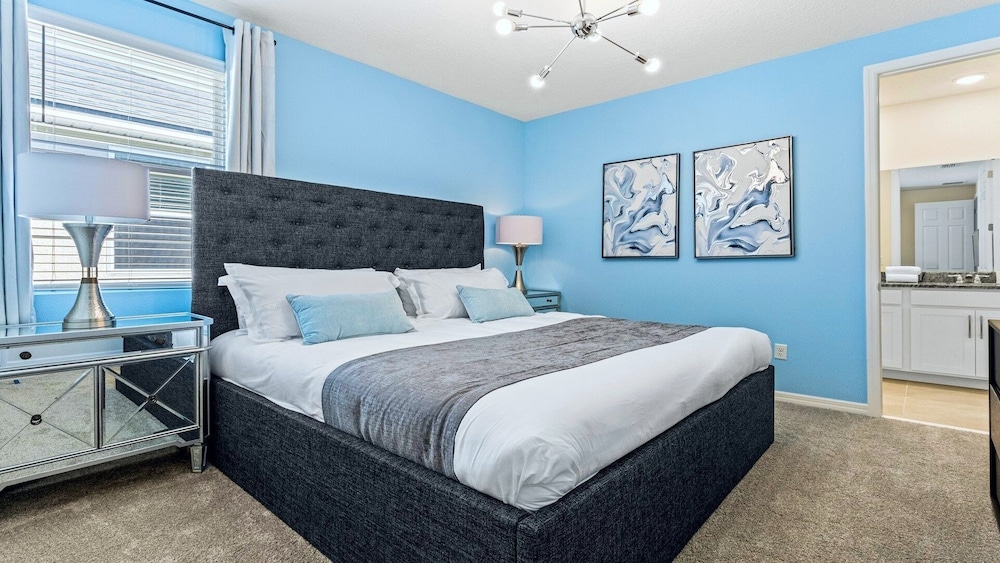 Moana Castle At Solara Resort By Shine Villas! 9 Bedroom Villa view 2