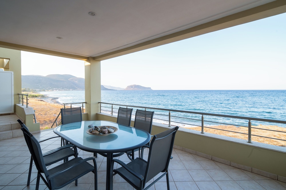 Aggeliki House by The Sea