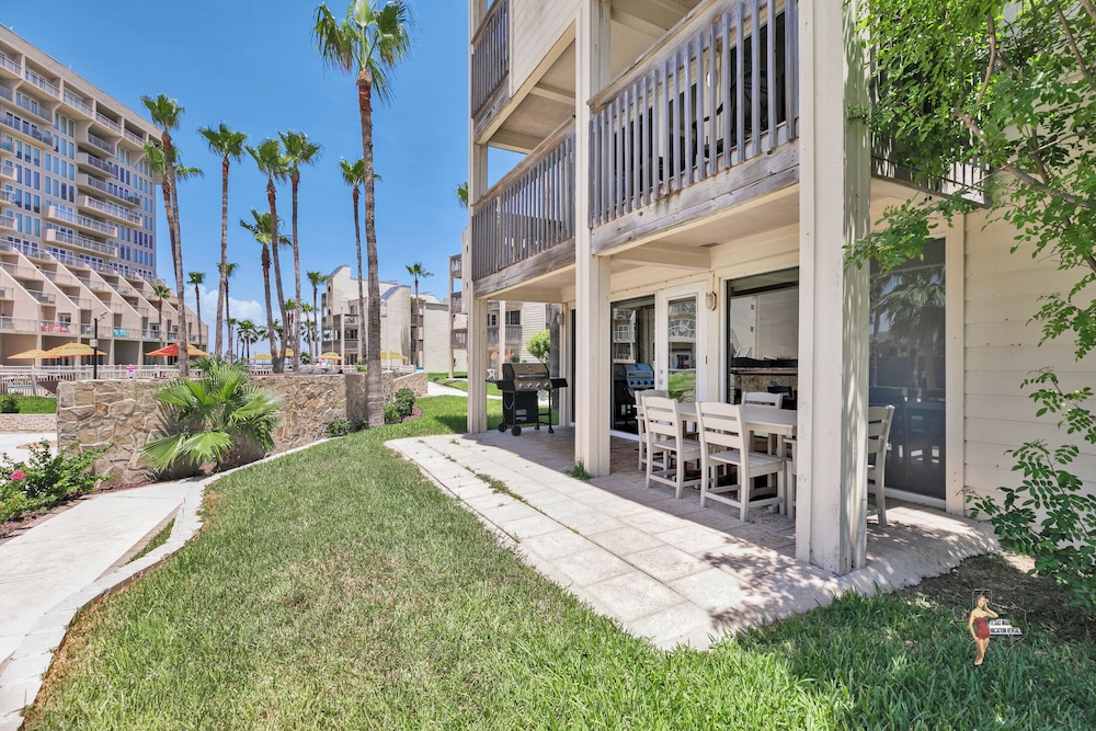 Bahia Mar Solare Resort Condos