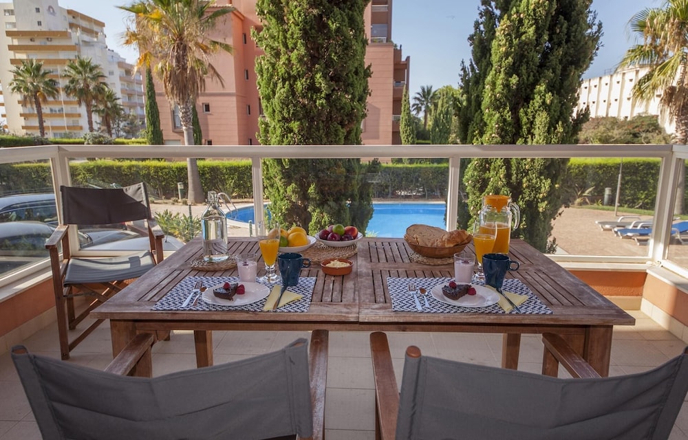 B02 - Fantastic Apartment With Pool Almost On The Sandy Beach by DreamAlgarve