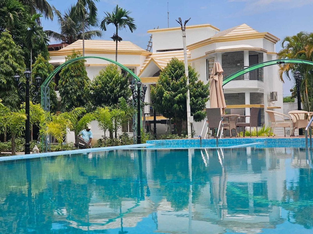 Jowar Hoter & Resort