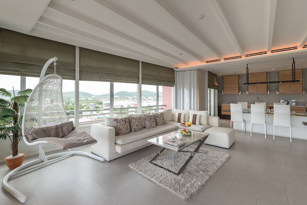 Hua Hin Luxury Condo by Passionata view 5