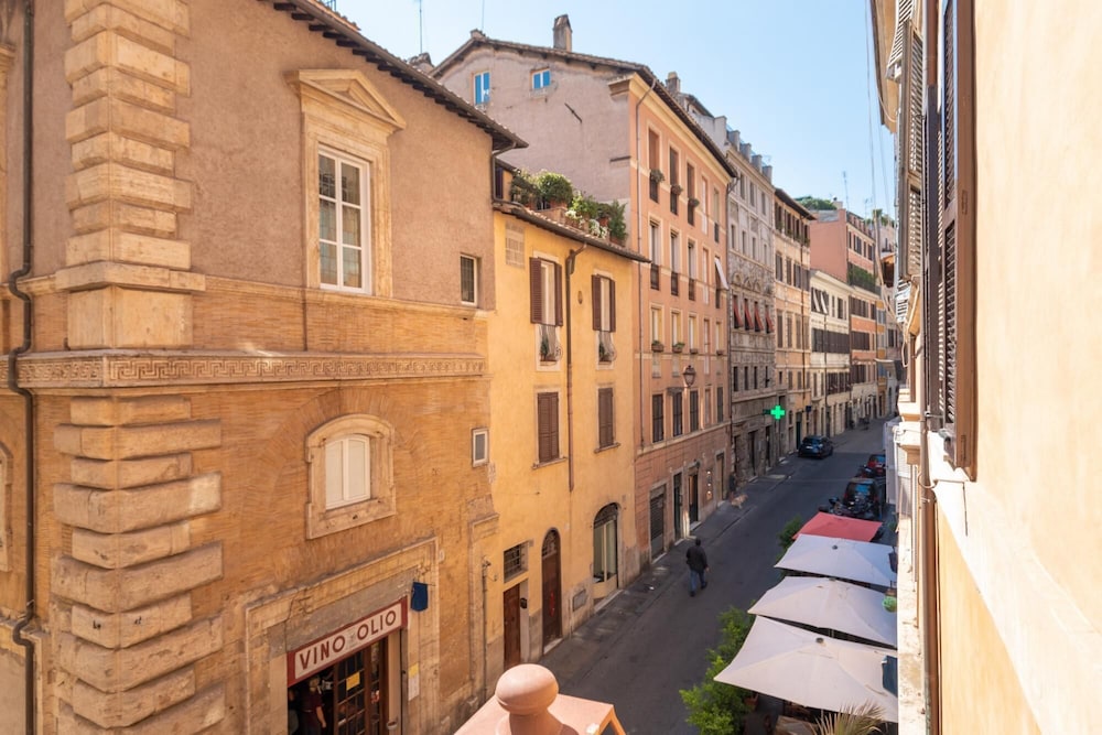 Cozy Chic Suite Near Campo de Fiori