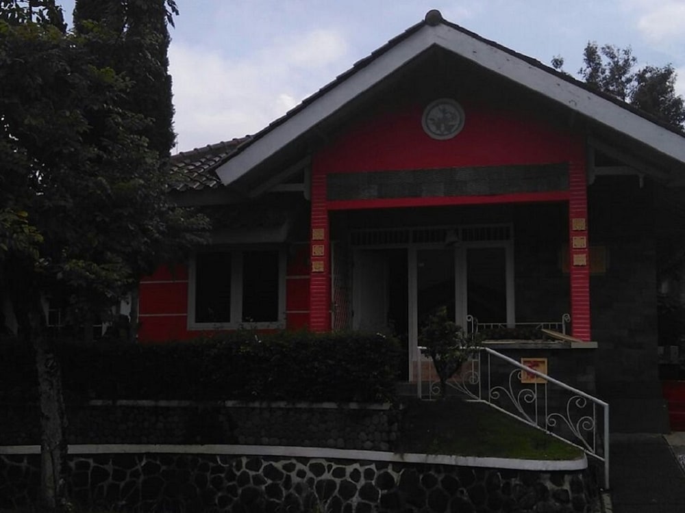 Villa Kota Bunga Melati