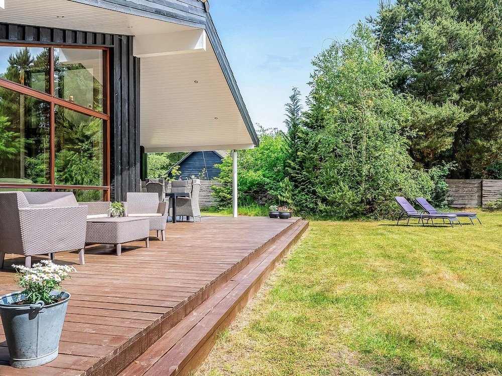5 Star Holiday Home in Vaeggerlose