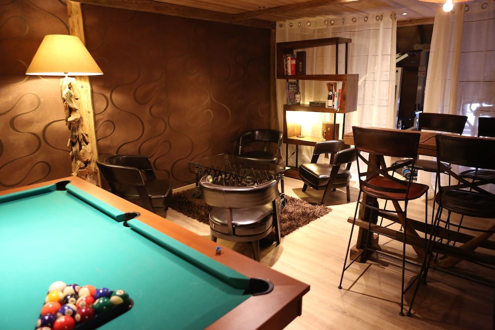lounge