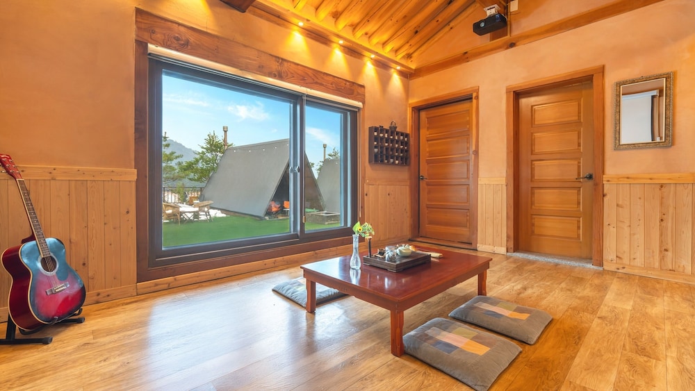 Yangpyeong Vivaco Hanok Stay