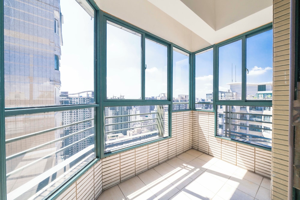 Tyms 3BR 2BA Apt Novel Garden Metro