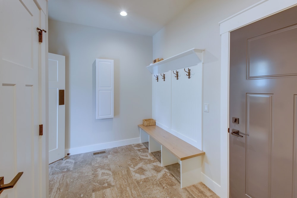 Red Lodge Home w/ Private Hot Tub & Fire Pit!