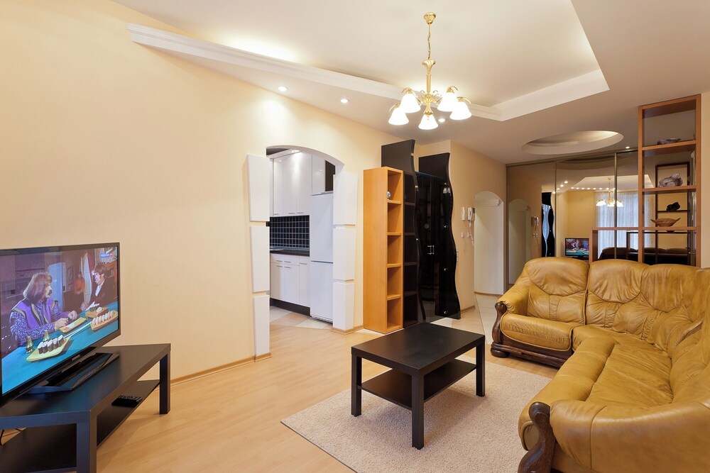 Apartment on Nezavisimosti 74