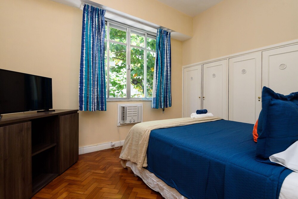 Classic 4-bedrooms by the Sea A 3484/301