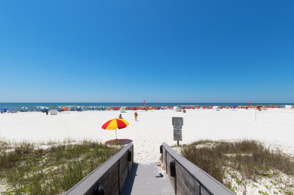 Windward Pointe 803 view 4
