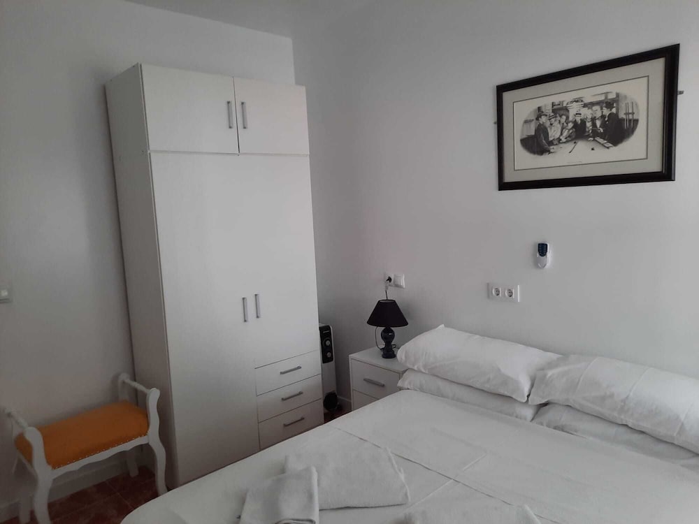 Comfortable 3-bed House, Bungalow