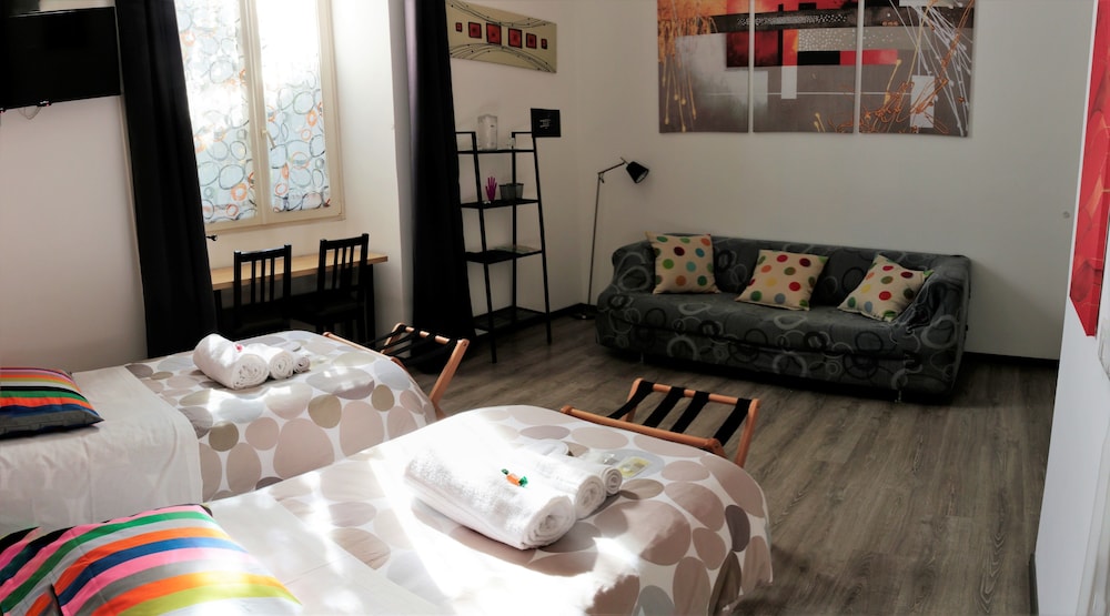Termini Gold Guest House