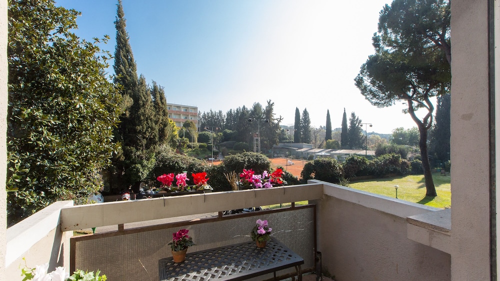Rental in Rome Aurelia Antica