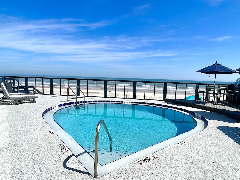 Symphony Beach Club