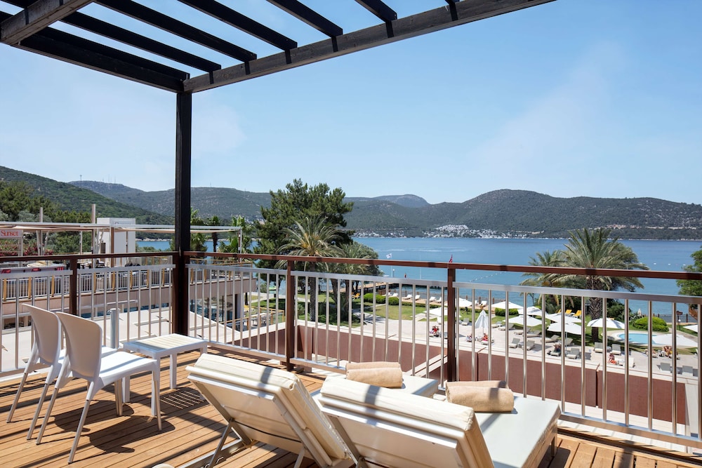 DoubleTree by Hilton Bodrum Isil Club Resort - ULTRA HER ŞEY DAHIL - Image 33