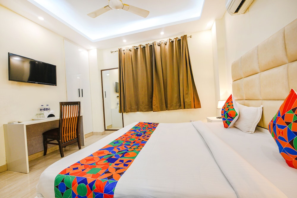 Fabhotel Ak Villa