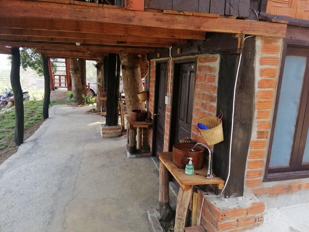 Photo 47