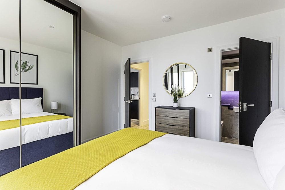 Icon Tower Flat IX