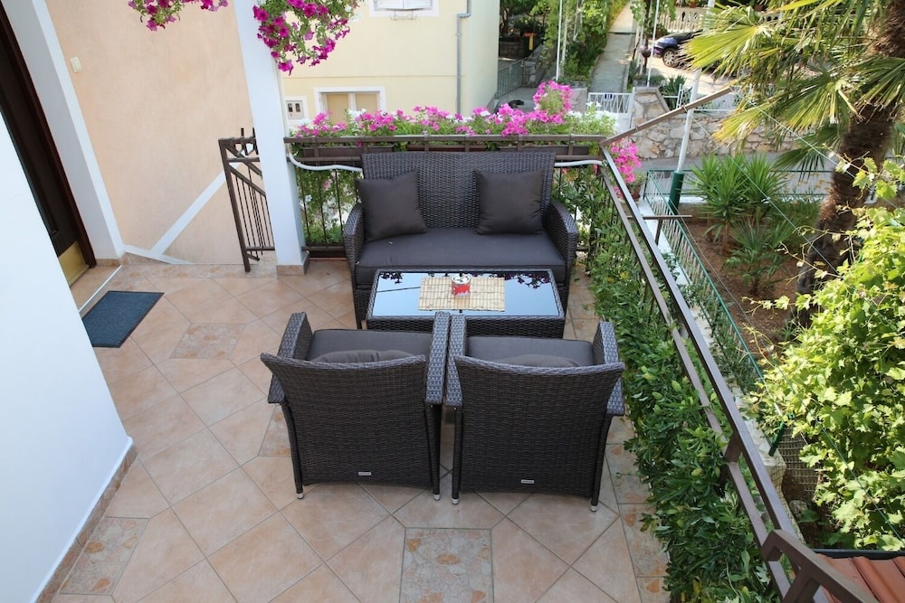 Zdenka - Cosy Apartments for 2-3 Person - A3C view 4