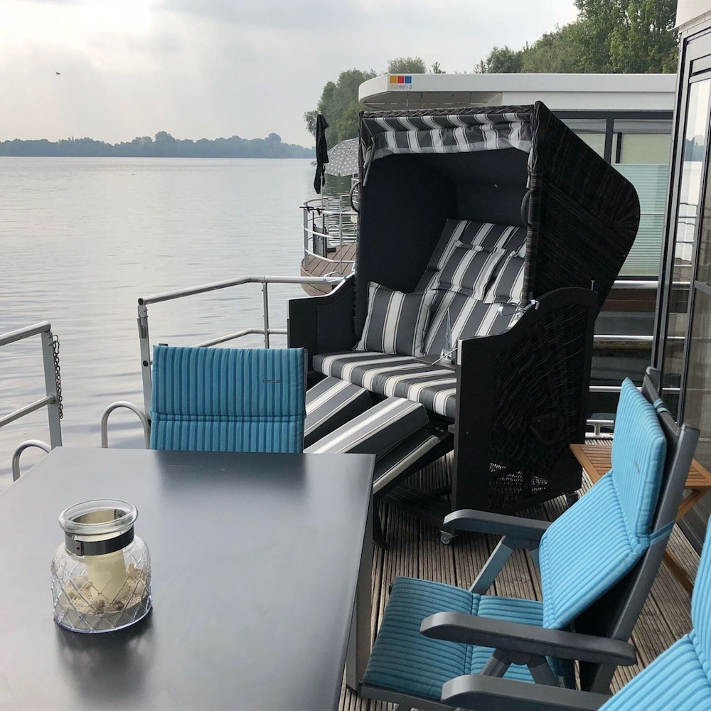 Hausboot am Xantener Nordsee