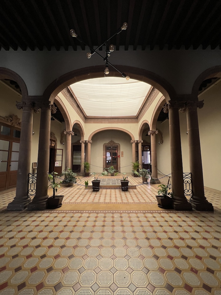 Iturbide 500 Hostal - Hostel view 2