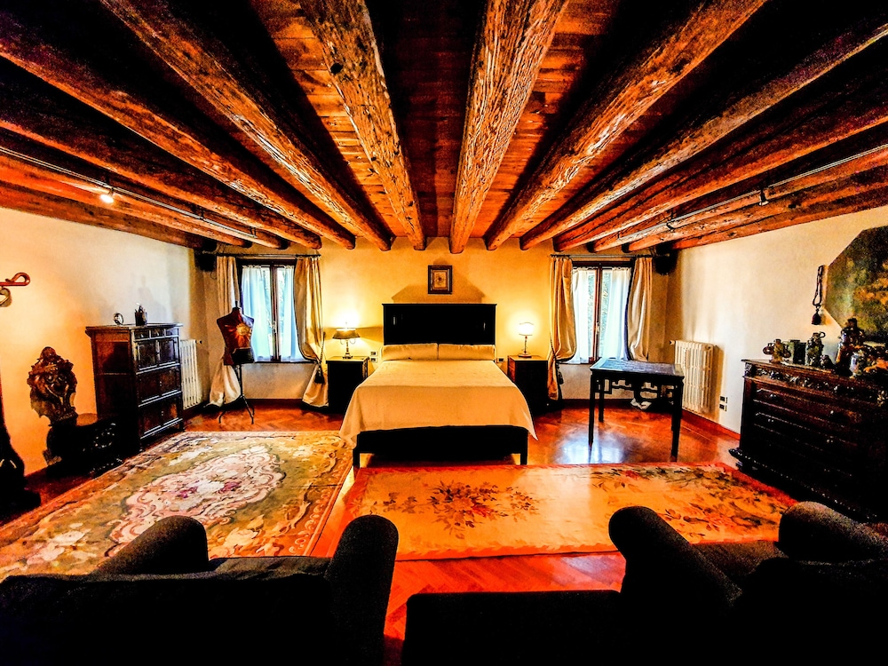 Villa Foscolo - Luxury Rooms & Apartments photo 3