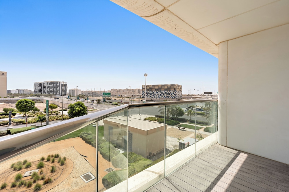 Silkhaus Al Hadeel East