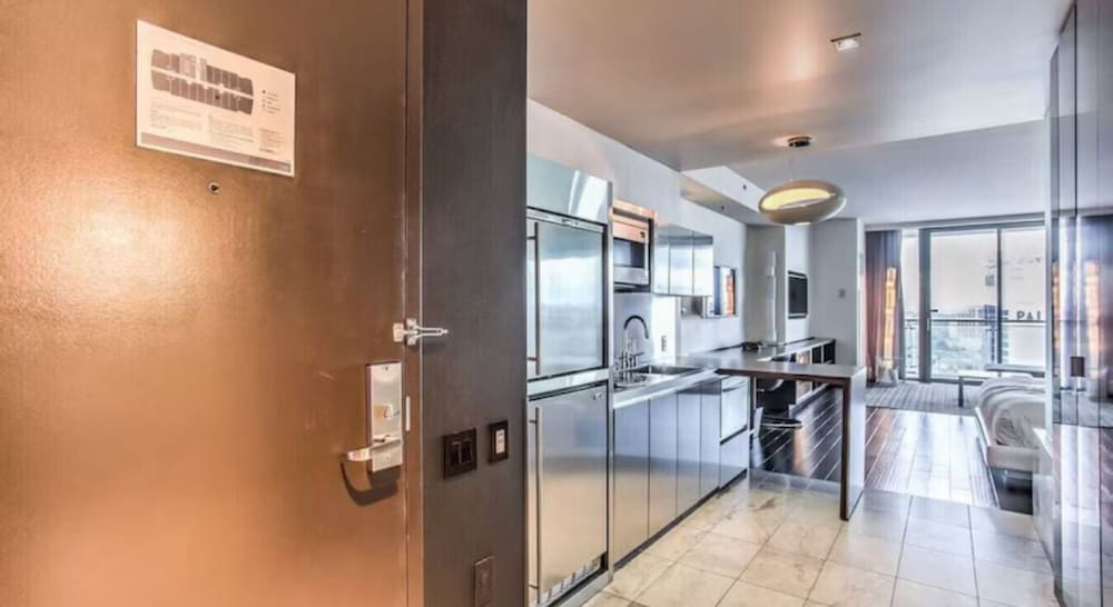 Studios With Gorgeous Views Of The Strip! 