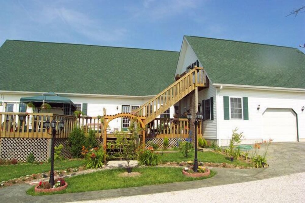 Heritage Homestead Inn