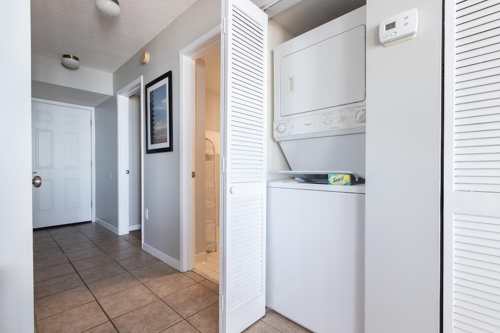 Seaside Beach & Racquet 3401