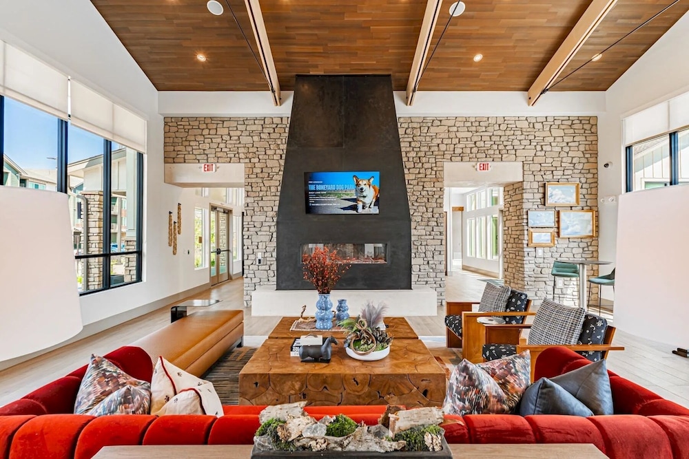 Landing Apartments Denver - Firestone