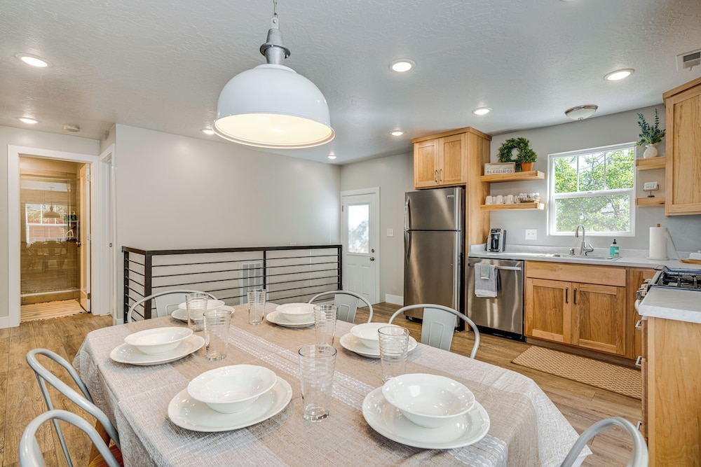 Mountain-view Cedar City Home w/ Large Yard! view 5