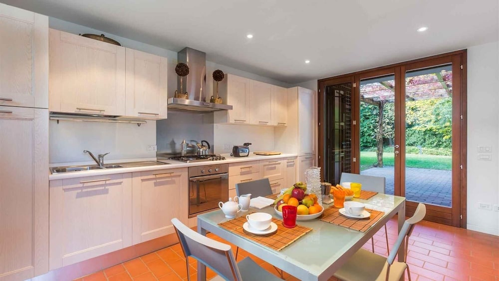 Villa Alsir 4 in Forli view 3