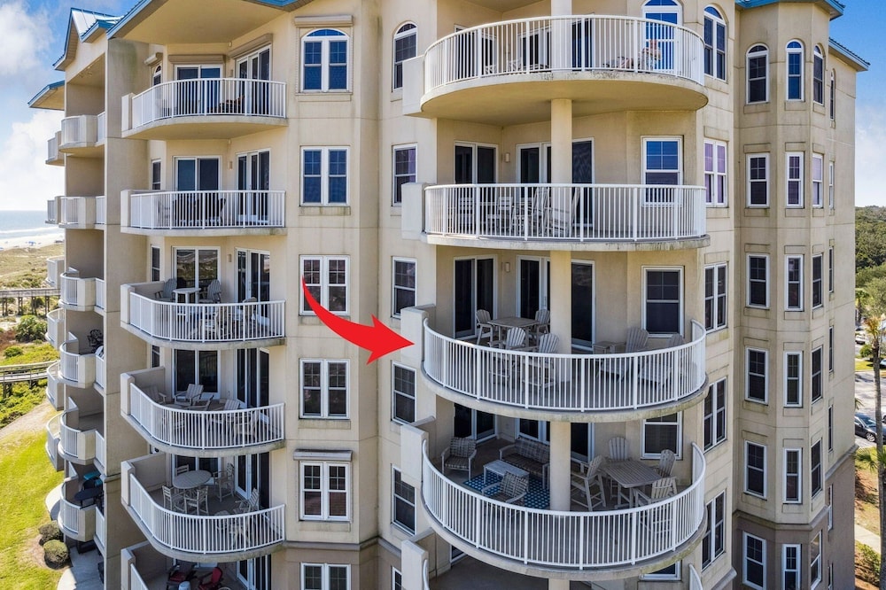 21 Ocean Place 3 Bedroom Condo