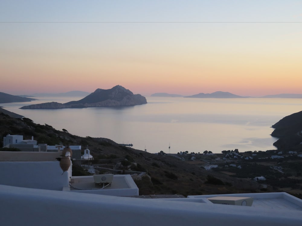 Kaminaki Amorgos Studios & Apartments