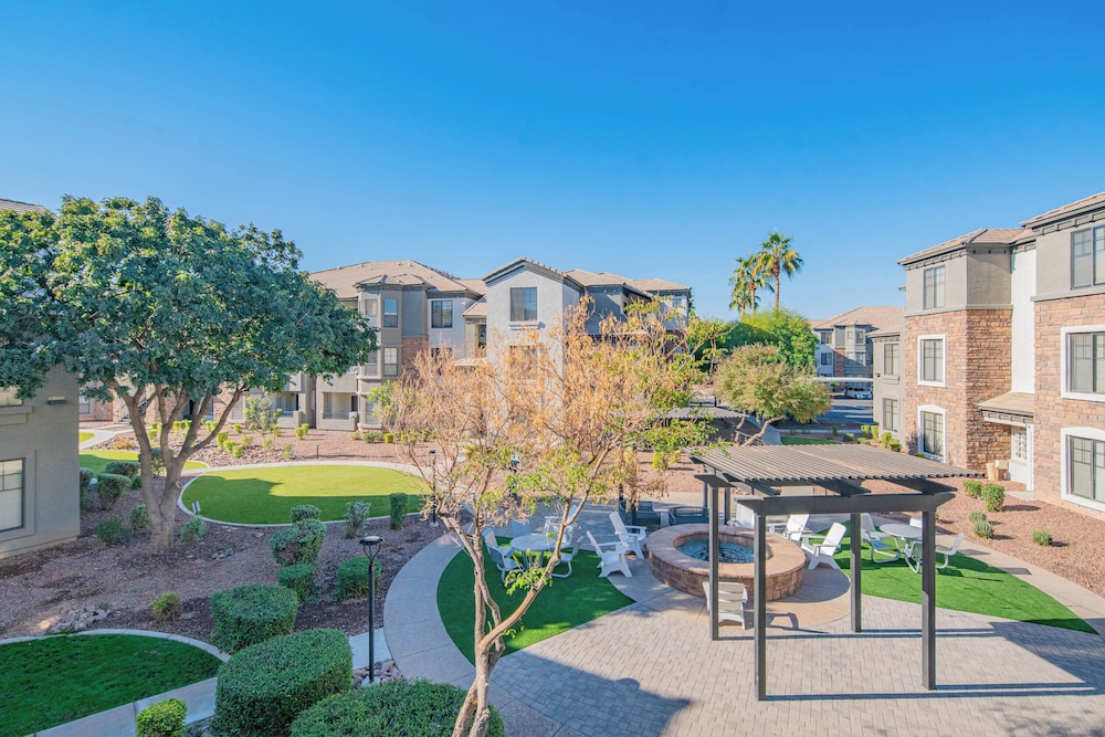ROVE LIVING/KB - Zone