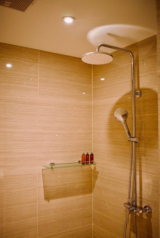 Timber Society Boutique Hideaway