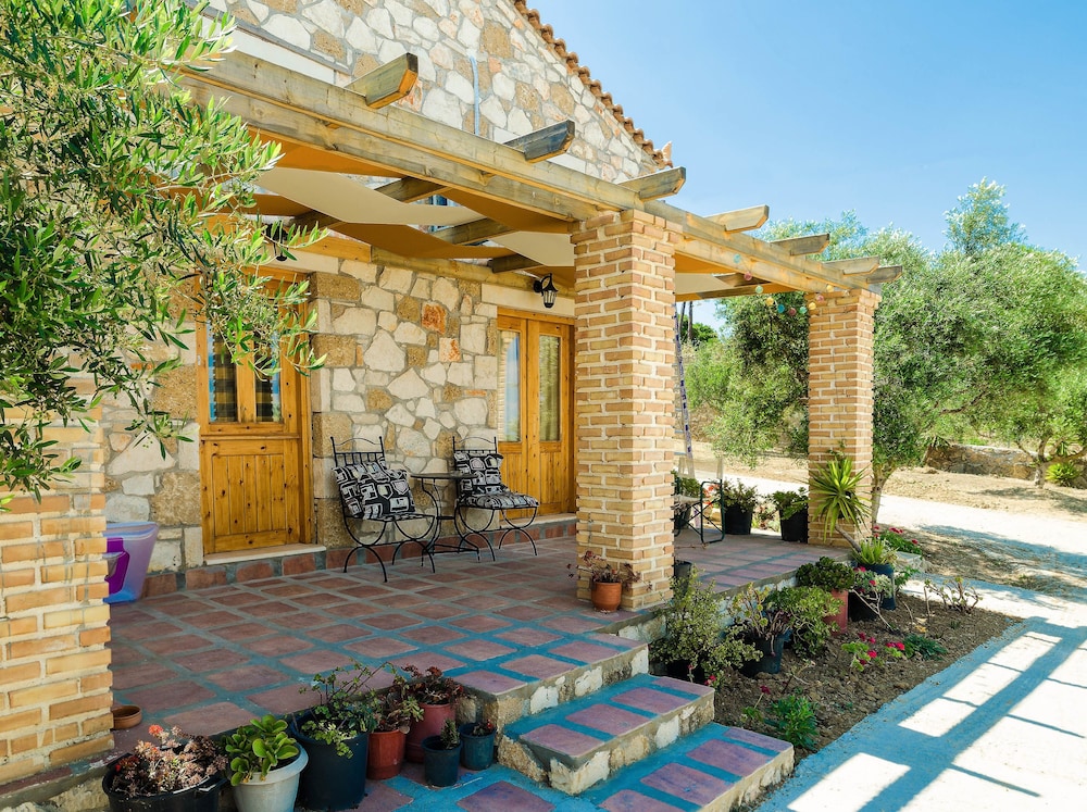 Joanna's Stone Villas