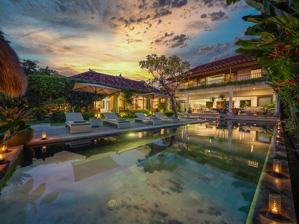 Mandalay Villas