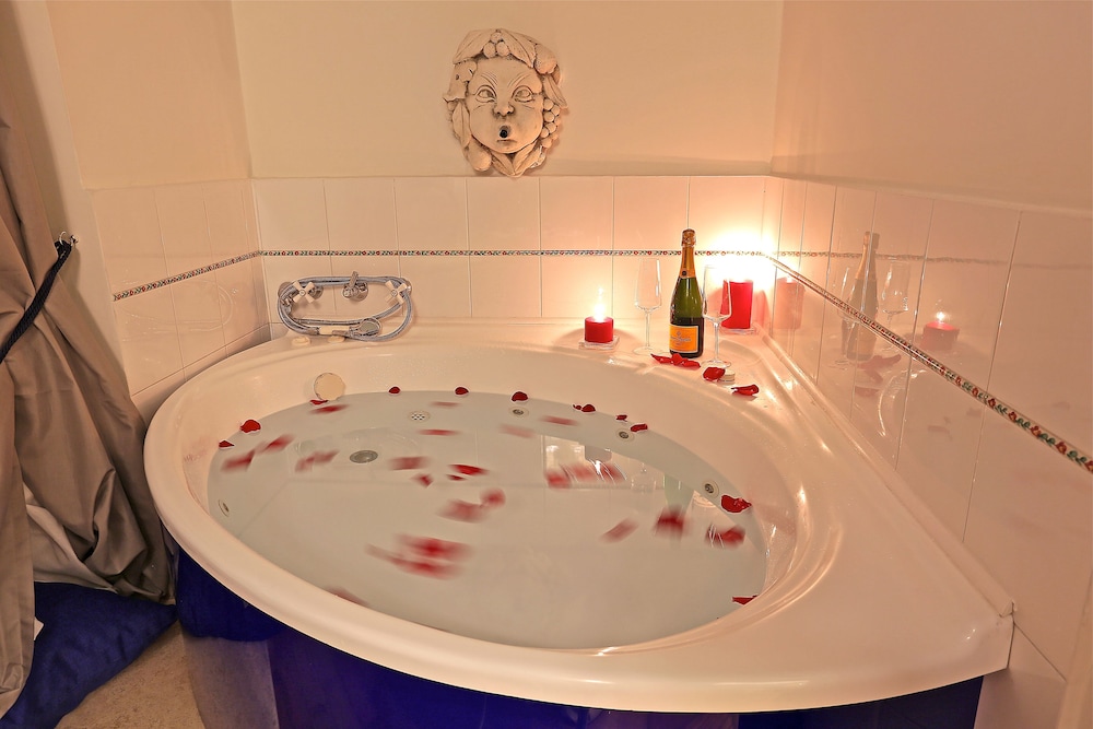 Liberty Rome Suites