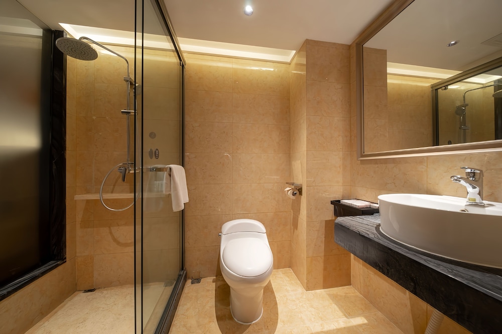 Trendy Romantic Hotel Guangzhou Panyu Qiaonan Aoyuan Plaza Branch - Free Deliver Service to Canton Fair Complex During Canton Fair Period