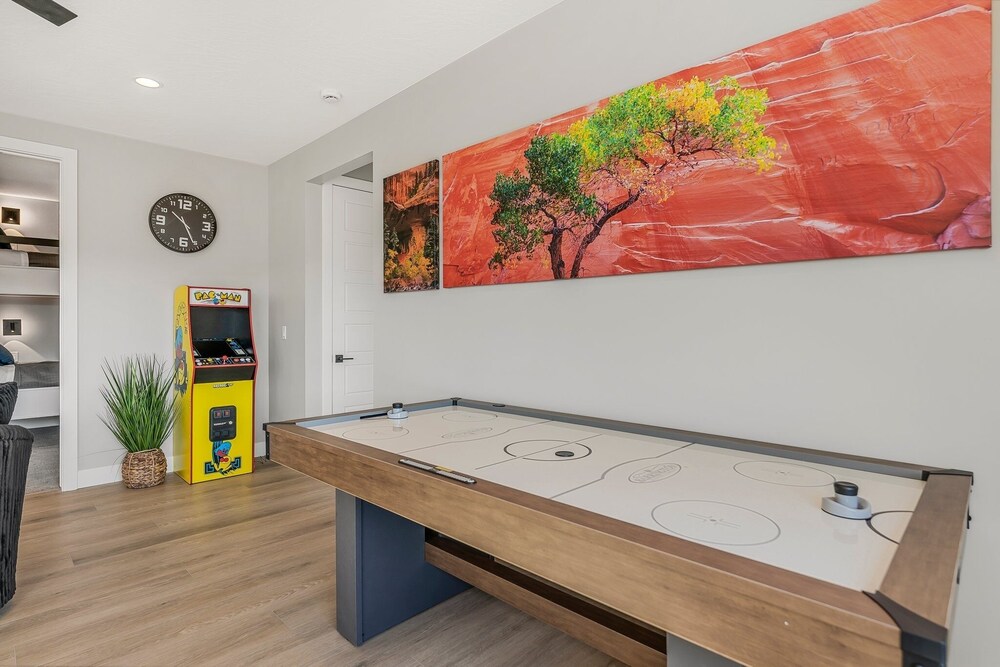 Slickrock Shore 8 Bedroom Townhouse
