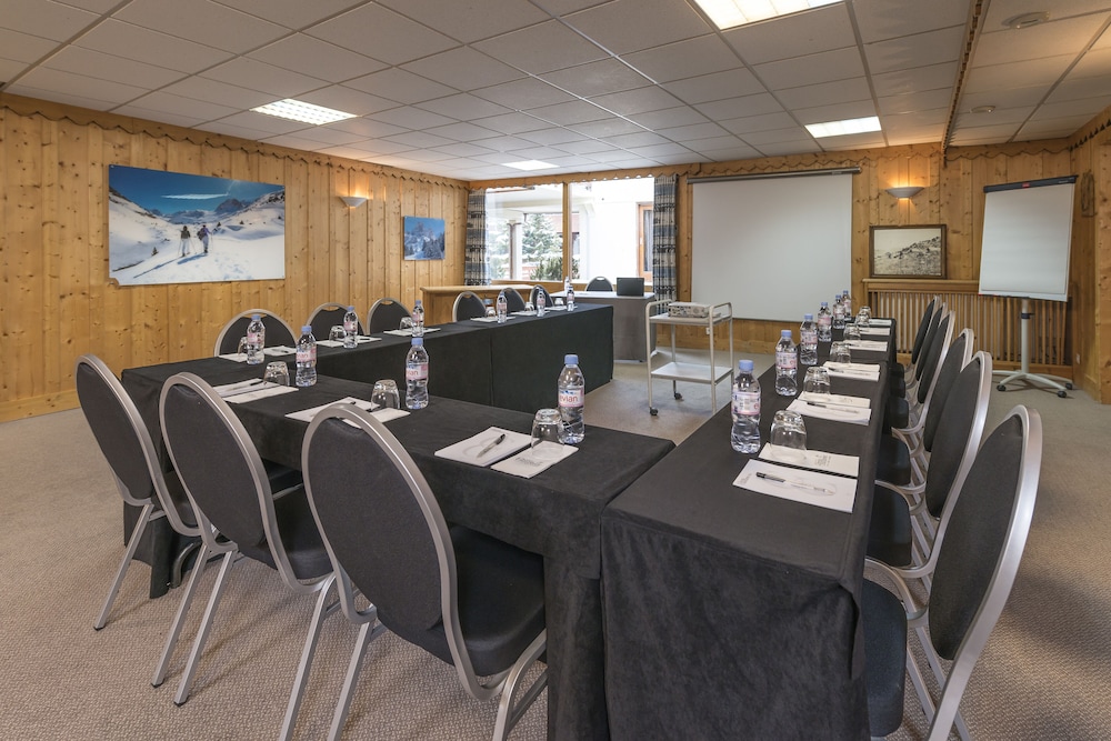 Les Allues Vacations - Hotel L'Eterlou - Property Image 3