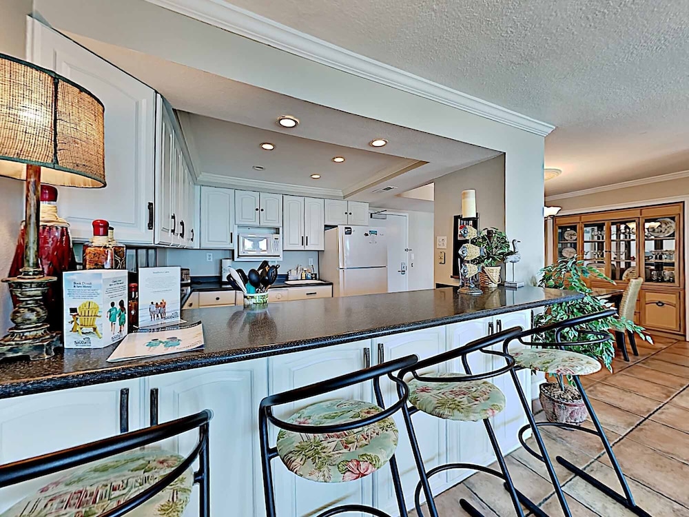 Sabine Yacht & Racquet by Southern Vacation Rentals, photo 49