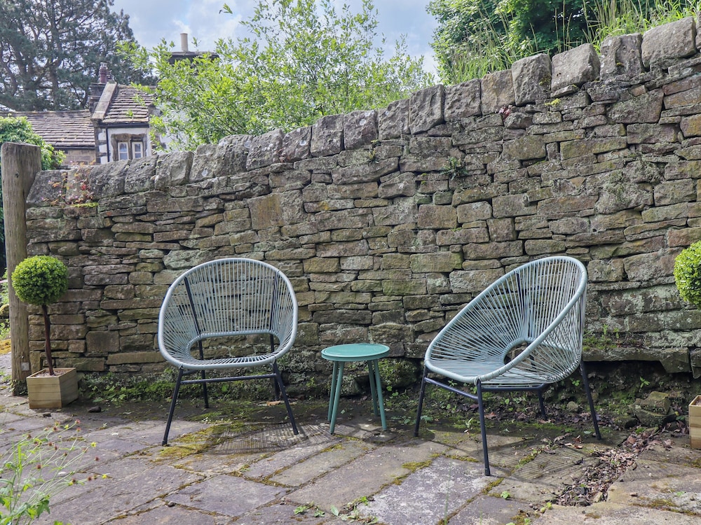 The Snug on the Cobbles