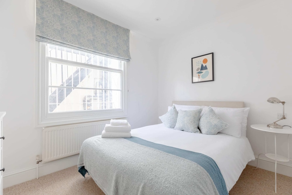 London Maisonette: Unique Retreat view 4