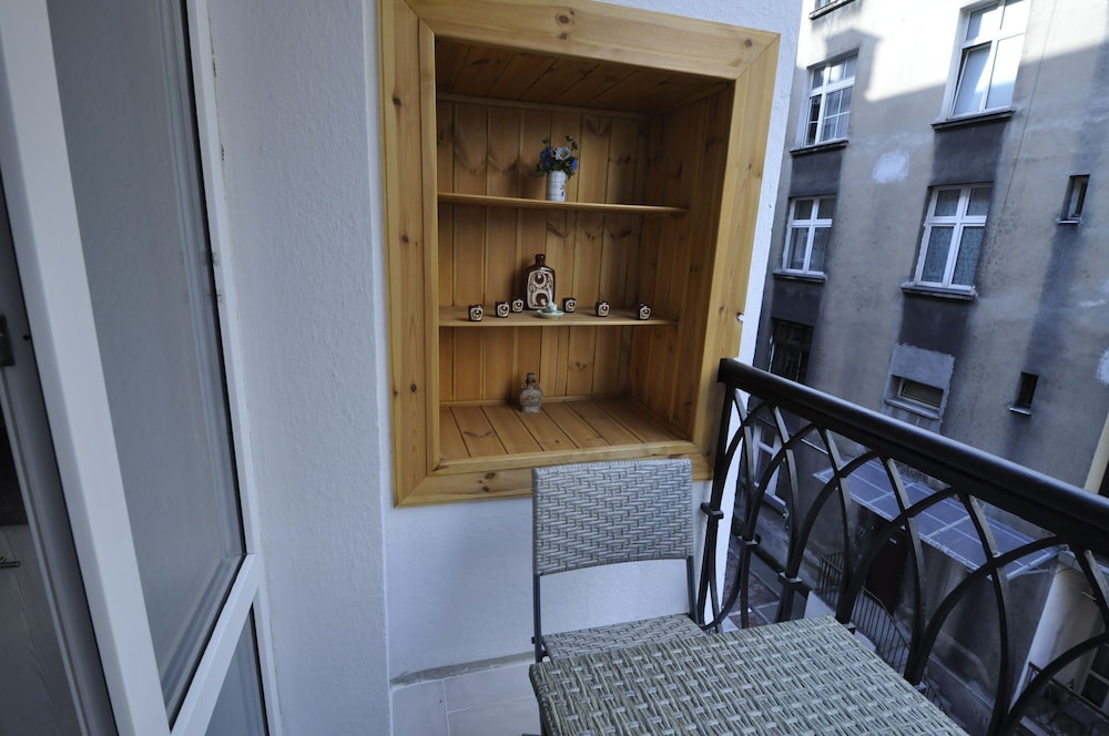 Photo 33