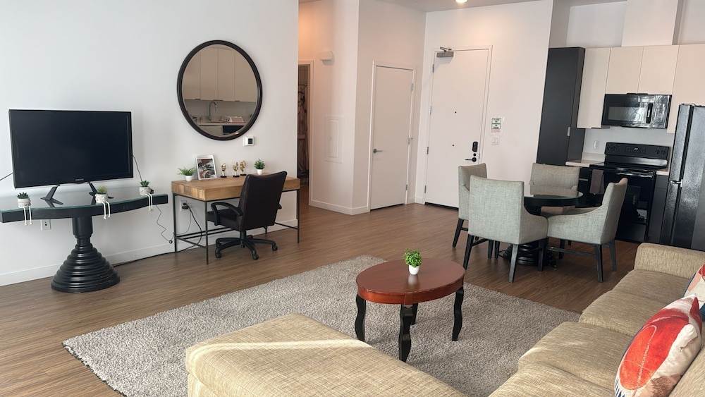 Premier Apts in Vibrant Downtown LA